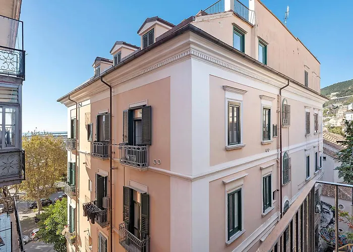 Dom wakacyjny Civico 32 Salerno